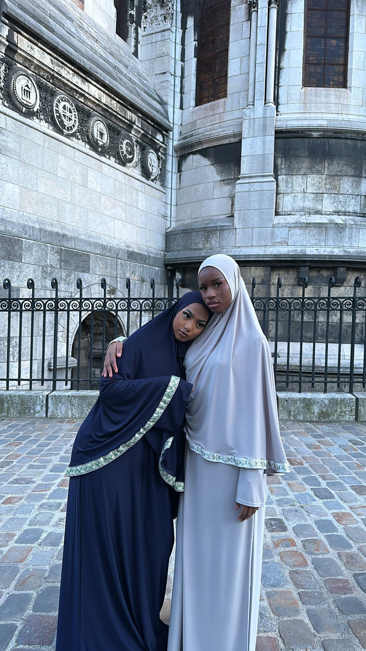 Ensemble Hayaa avec khimar long à sfifa Alsamnt